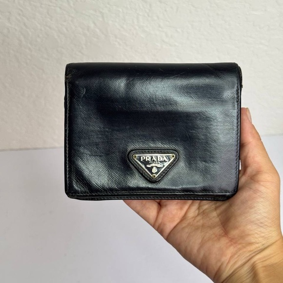Prada Bi-Fold Black Leather Wallet Men’s - Picture 1 of 13